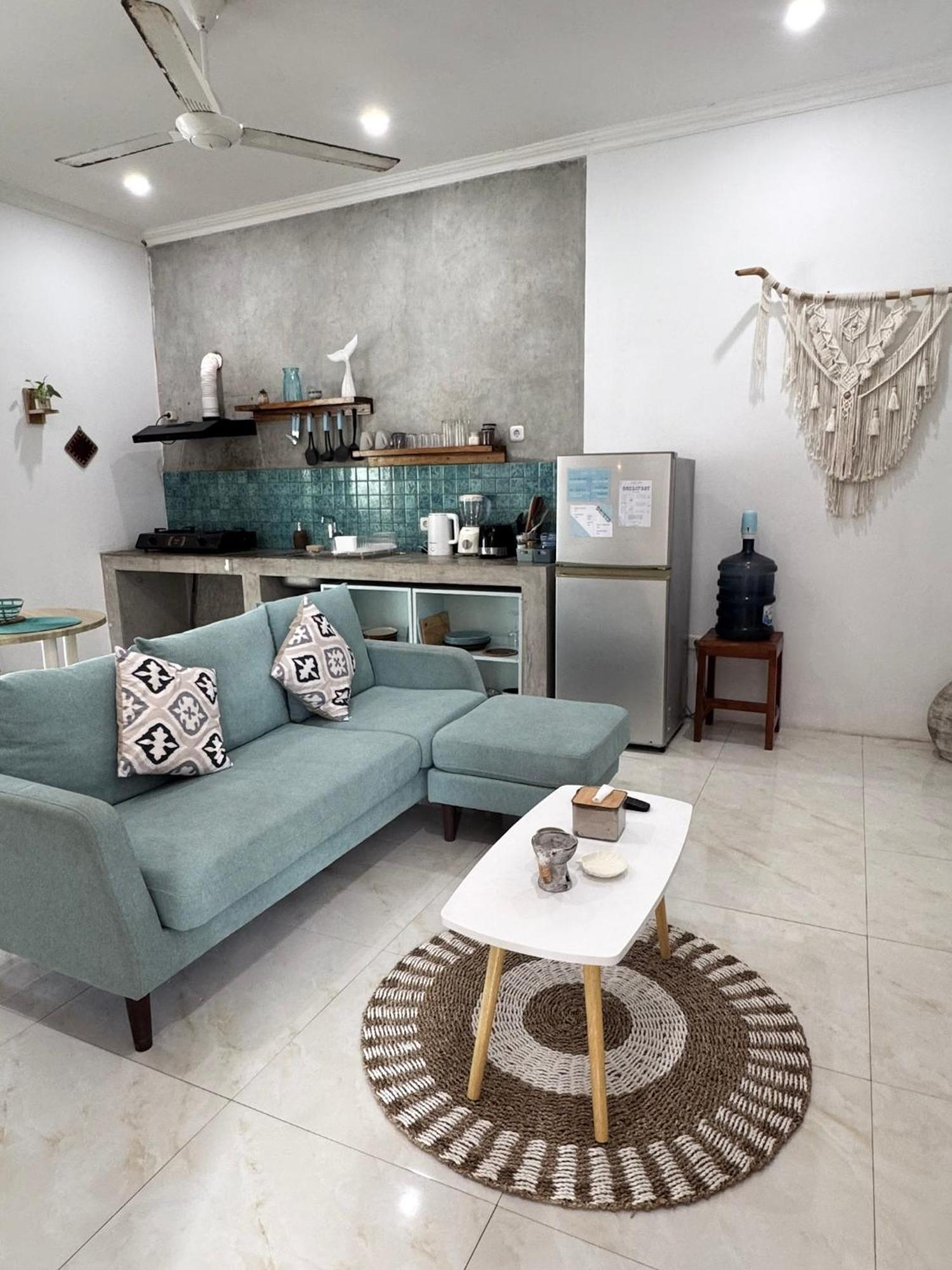 Secret Spot Surf And Stay Kuta  Ngoại thất bức ảnh