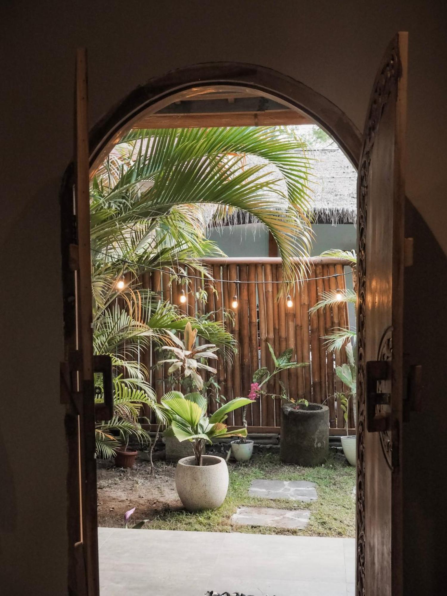 Secret Spot Surf And Stay Kuta  Ngoại thất bức ảnh