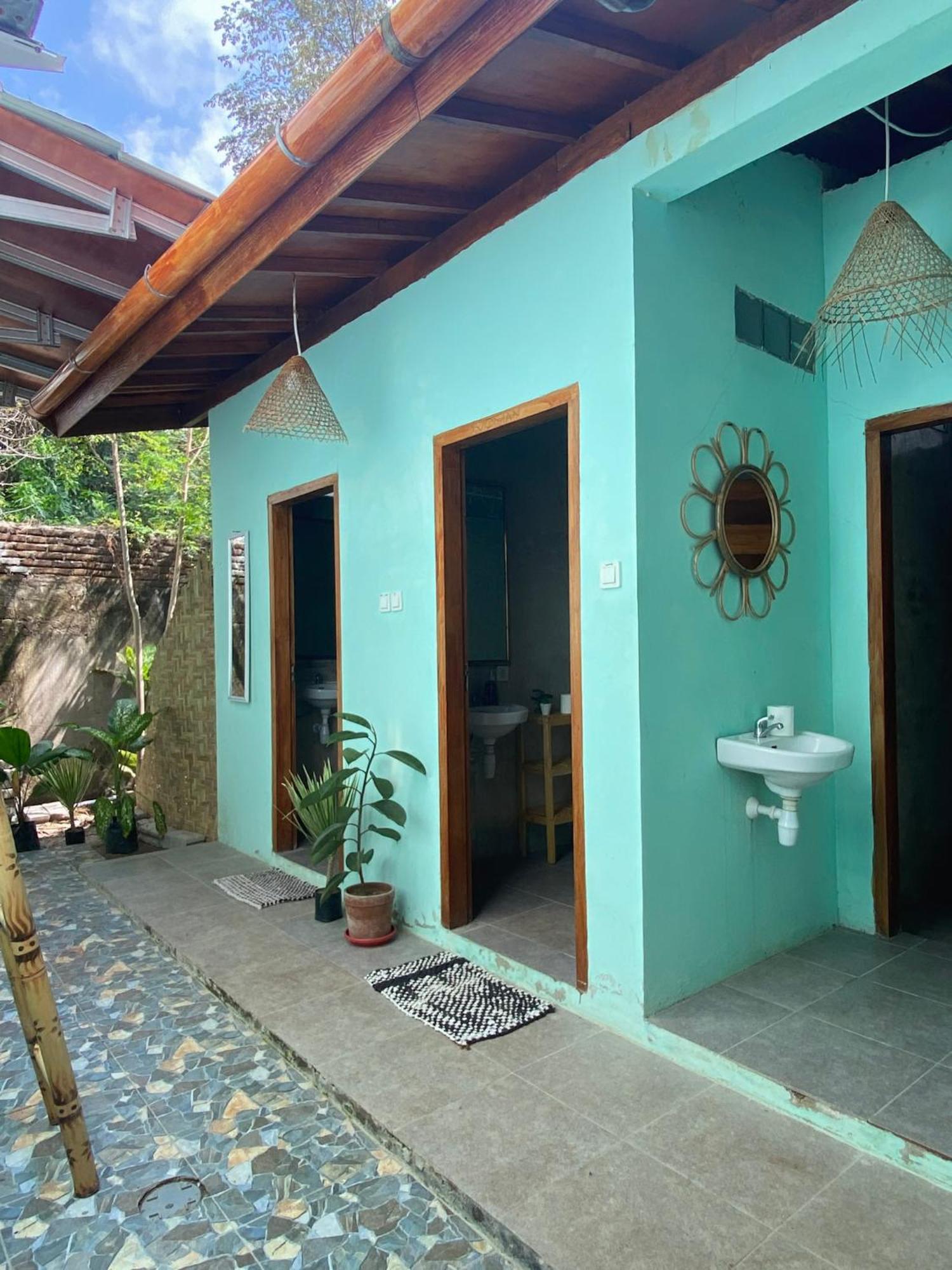 Secret Spot Surf And Stay Kuta  Ngoại thất bức ảnh