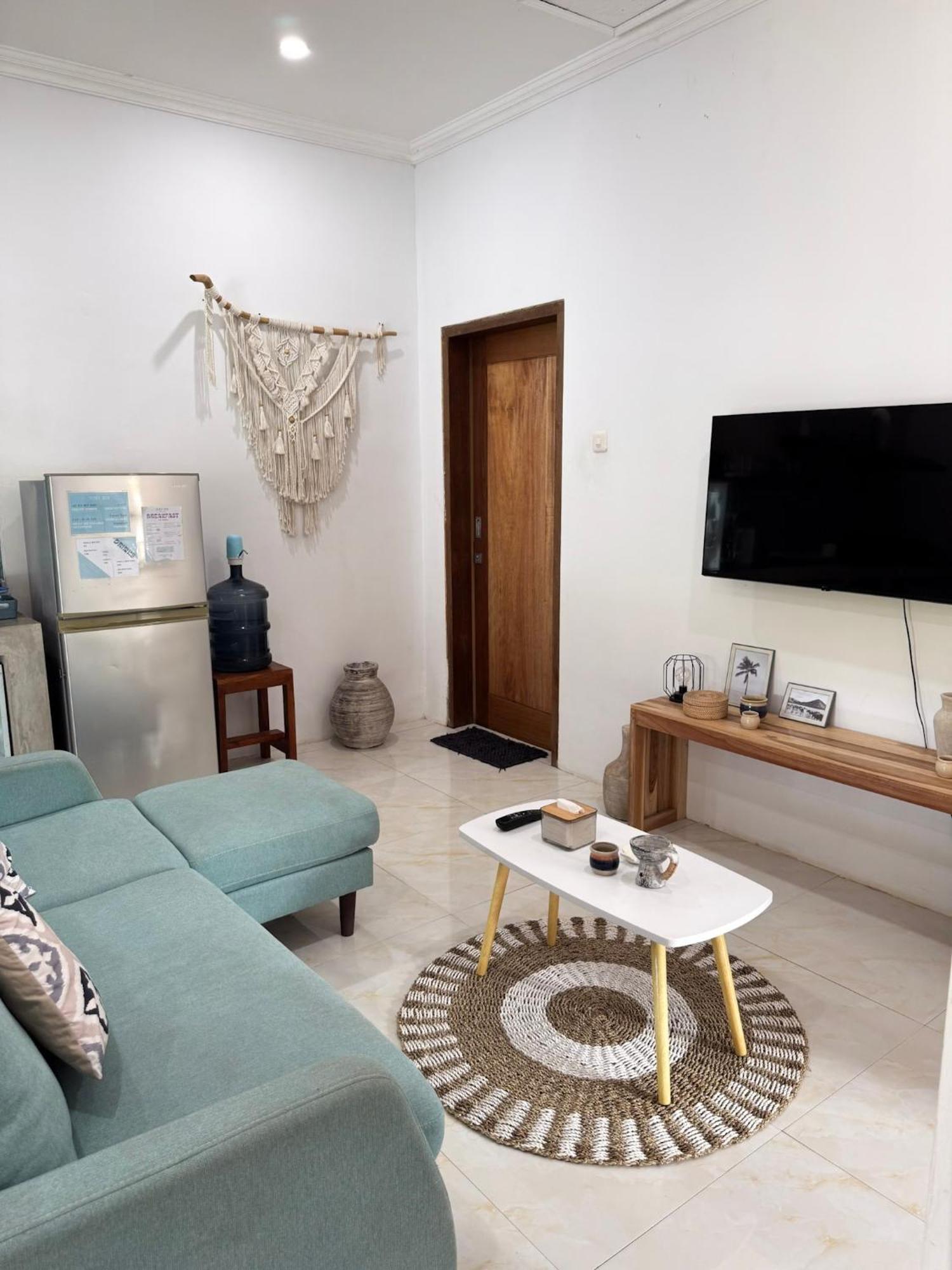 Secret Spot Surf And Stay Kuta  Ngoại thất bức ảnh
